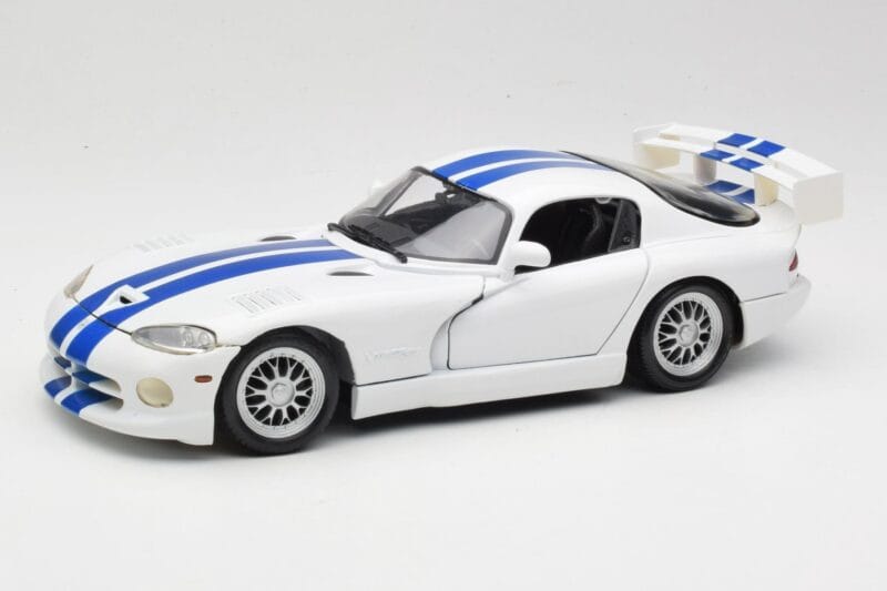 Dodge Viper GTS-R GT2 Bílý 1997 Maisto 1:18 50316 Kov