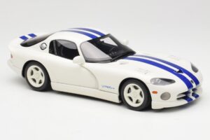 Dodge Viper GTS Stone White GT Spirit 1:18 GT940 Pryskyřice – obrázek 4 z 6