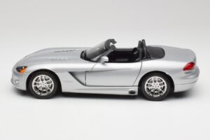 Dodge Viper SRT-10 Bright Stříbrný Bburago 1:18 34908 Kov – obrázek 4 z 8