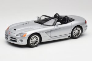Dodge Viper SRT-10 Bright Stříbrný Bburago 1:18 34908 Kov