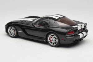 Dodge Viper SRT-10 Coupe Černý AUTOart 1:18 71712 Kov – obrázek 7 z 8