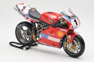 Ducati 998R WSB #1 T. Bayliss Ducati Infostrada 2002 Minichamps 1:12 122021201 Kov – obrázek 4 z 6