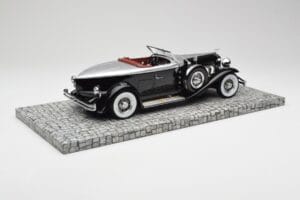 Duesenberg Model J Torpedo Disappearing Top Convertible Coupe Stříbrný Černý Minichamps 1:18 107150431 Pryskyřice – obrázek 2 z 6