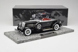 Duesenberg Model J Torpedo Disappearing Top Convertible Coupe Stříbrný Černý Minichamps 1:18 107150431 Pryskyřice – obrázek 6 z 6