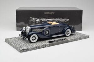 Duesenberg SJN Convertible Coupe Midnight Blue Minichamps 1:18 107150332 Kov – obrázek 6 z 6