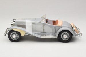 Duesenberg SJ Gary Cooper's Movie Car ERTL 1:18 7963 Kov – obrázek 3 z 6