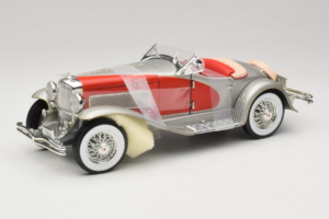 Duesenberg SJ Clark Gable's Car Stříbrný Červený ERTL 1:18 7962 Kov