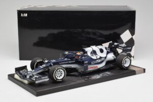 AlphaTauri AT02 #22 Y. Tsunoda Bahrain GP 2021 Minichamps 1:18 117210122 Kov – obrázek 6 z 6