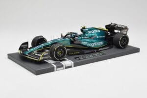 Aston Martin AMR22 Aramco #5 S. Vettel Abu Dhabi GP 2022 Last Race Collector's Edition Minichamps 1:18 117222205 Pryskyřice – obrázek 2 z 7
