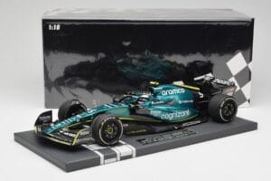 Aston Martin AMR22 Aramco #5 S. Vettel Abu Dhabi GP 2022 Last Race Collector's Edition Minichamps 1:18 117222205 Pryskyřice – obrázek 7 z 7
