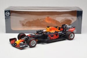 Aston Martin Red Bull Racing RB15 #33 M. Verstappen F1 2019 Minichamps 1:18 110190033 Kov – obrázek 7 z 7