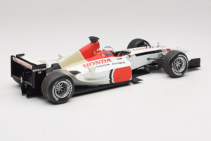 BAR Honda 005 #16 J. Button F1 2003 Minichamps 1:18 100030017 Kov – obrázek 2 z 6