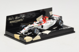 BAR 006 Honda #10 T. Sato BAR Honda F1 Team 2004 Minichamps 1:43 400040010 Kov – obrázek 2 z 5