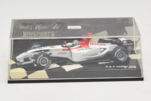 BAR 006 Honda #10 T. Sato BAR Honda F1 Team 2004 Minichamps 1:43 400040010 Kov – obrázek 4 z 5