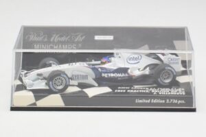 BMW Sauber F1.06 J. Villeneuve Wedding Edition F1 2006 Minichamps 1:43 400060117 Kov – obrázek 4 z 5