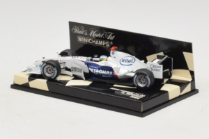 BMW Sauber F1.06 #16 N. Heidfeld BMW Sauber F1 Team 2006 Minichamps 1:43 400060016 Kov – obrázek 3 z 5