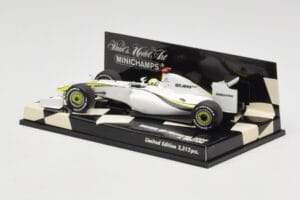 Brawn GP Mercedes BGP001 #22 J. Button Showcar 2009 Minichamps 1:43 400090092 Kov – obrázek 3 z 5
