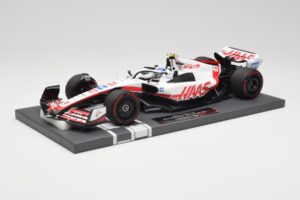 Haas VF-22 #47 M. Schumacher Brazilian GP 2022 Minichamps 1:18 117222147 Pryskyřice – obrázek 2 z 7