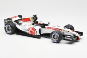 Honda RA106 Honda Racing Team J. Button F1 Showcar 2006 Minichamps 1:18 BUTTON001 Kov – obrázek 4 z 6