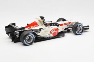 Honda Racing Team RA106 #12 J. Button F1 2006 Minichamps 1:18 100060012 Kov – obrázek 2 z 6