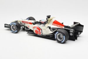 Honda Racing Team RA106 #12 J. Button F1 2006 Minichamps 1:18 100060012 Kov – obrázek 5 z 6
