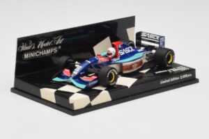 Jordan Hart 192 #32 S. Modena Race Car 1992 Minichamps 1:43 400920032 Kov – obrázek 2 z 5