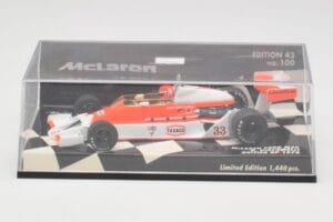 McLaren Ford M26 B. Giacomelli British GP 1978 Minichamps 1:43 530784333 Kov – obrázek 5 z 5