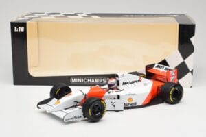 McLaren Ford MP4/8 #7 M. Andretti European GP 1993 Minichamps 1:18 530931827 Pryskyřice – obrázek 6 z 7