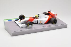 McLaren Ford MP4/8 #8 A. Senna Winner Australian GP 1993 Minichamps 1:18 543933838 Kov – obrázek 2 z 7