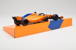 McLaren MCL33 #14 F. Alonso Canadian Grand Prix 300th Start 2018 Minichamps 1:18 533184014 Kov – obrázek 3 z 6