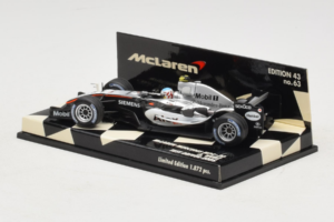 McLaren MP4-20 Mercedes A. Wurz F1 2005 Minichamps 1:43 530054355 Kov – obrázek 3 z 5