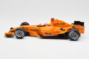 McLaren Mercedes MP4-20 G. Paffett F1 Test Car 2006 Minichamps 1:18 B66962342 Kov – obrázek 3 z 6