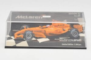 McLaren Mercedes MP4-20 G. Paffett Test Car 2006 Minichamps 1:43 530064395 Kov – obrázek 5 z 5
