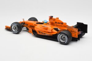 McLaren Mercedes MP4-20 P. de la Rosa F1 Test Car 2006 Minichamps 1:18 PEDRO001 Kov – obrázek 5 z 6