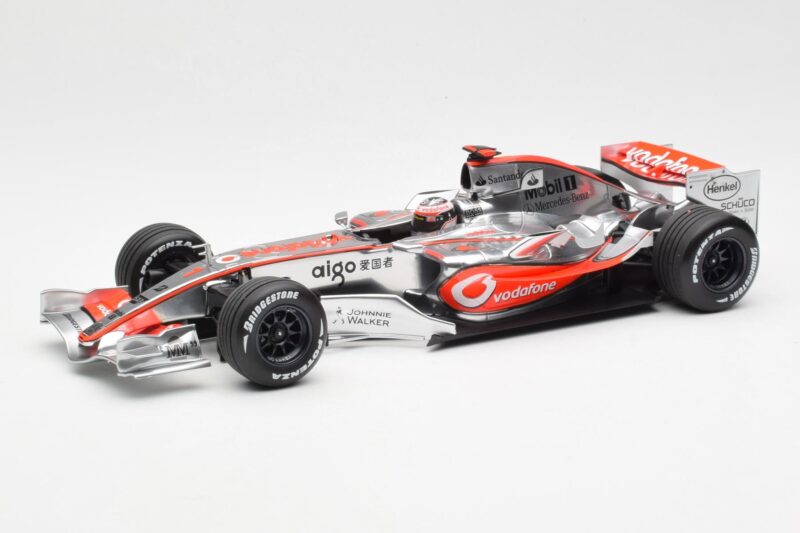 McLaren MP4-21 Mercedes #4 J-P. Montoya Showcar 2006 Minichamps 1:18 MONTOYA002 Kov