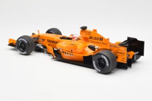 McLaren MP4-21 Mercedes #3 K. Raikkonen Interim Livery 2006 Minichamps 1:18 530061873 Kov – obrázek 5 z 6