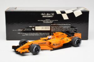 McLaren MP4-21 Mercedes #3 K. Raikkonen Interim Livery 2006 Minichamps 1:18 530061873 Kov – obrázek 6 z 6