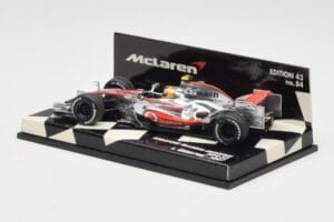 McLaren Mercedes MP4-22 #2 L. Hamilton Race Car 2007 Minichamps 1:43 530074302 Kov – obrázek 3 z 5
