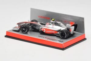 McLaren Mercedes MP4-24 #2 H. Kovalainen Race Car 2009 Minichamps 1:43 503094302 Kov – obrázek 3 z 5