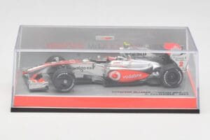 McLaren Mercedes MP4-24 #2 H. Kovalainen Race Car 2009 Minichamps 1:43 503094302 Kov – obrázek 5 z 5