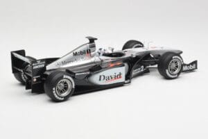 McLaren MP4-15 #2 D. Coulthard F1 2000 Hot Wheels 1:18 26740 Kov – obrázek 2 z 6