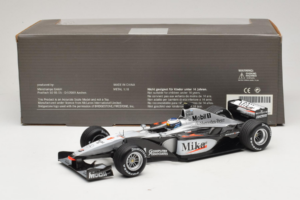 McLaren MP4-15 #1 M. Hakkinen F1 2000 Minichamps 1:18 B66962117 Kov – obrázek 6 z 6