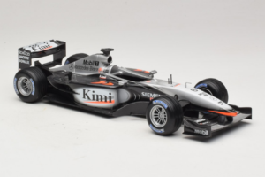 McLaren MP4-20 #9 K. Raikkonen F1 2005 Hot Wheels 1:18 H2286 Kov – obrázek 4 z 6