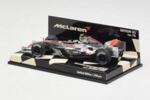 McLaren MP4-21 P. de la Rosa Test 2006 Minichamps 1:43 530064343 Kov – obrázek 2 z 5