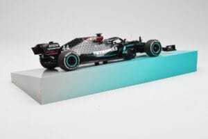 Mercedes AMG Petronas W11 #44 L. Hamilton Winner British GP 2020 Minichamps 1:18 113200444 Kov – obrázek 3 z 7