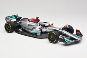 Mercedes AMG W13 E Performance Petronas #63 G. Russell Miami GP 2022 Minichamps 1:18 110220563 Kov – obrázek 4 z 7