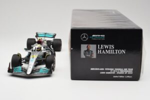 Mercedes AMG W13 E Performance Petronas #44 L. Hamilton Spanish GP 2022 Minichamps 1:18 110220044 Kov – obrázek 6 z 7