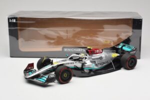 Mercedes AMG W13 E Performance Petronas #44 L. Hamilton Spanish GP 2022 Minichamps 1:18 110220044 Kov – obrázek 7 z 7