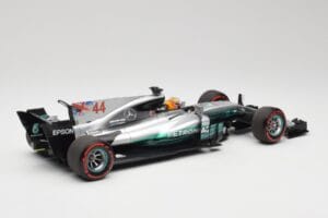 Mercedes AMG W08 EQ Power+ Petronas #44 L. Hamilton F1 World Champion 2017 Minichamps 1:18 186170044 Pryskyřice – obrázek 2 z 7