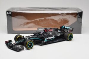Mercedes AMG W11 Petronas #44 L. Hamilton Styrian GP Winner 2020 Minichamps 1:18 110200244 Pryskyřice – obrázek 7 z 7